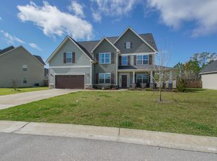 426 Cyrus Thompson Dr, Jacksonville, NC 28546