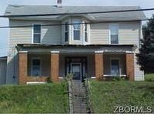 1037 Sharon Ave, Zanesville, OH 43701