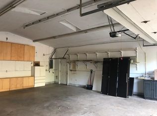 10758 Thrush St NW, Coon Rapids, MN 55433