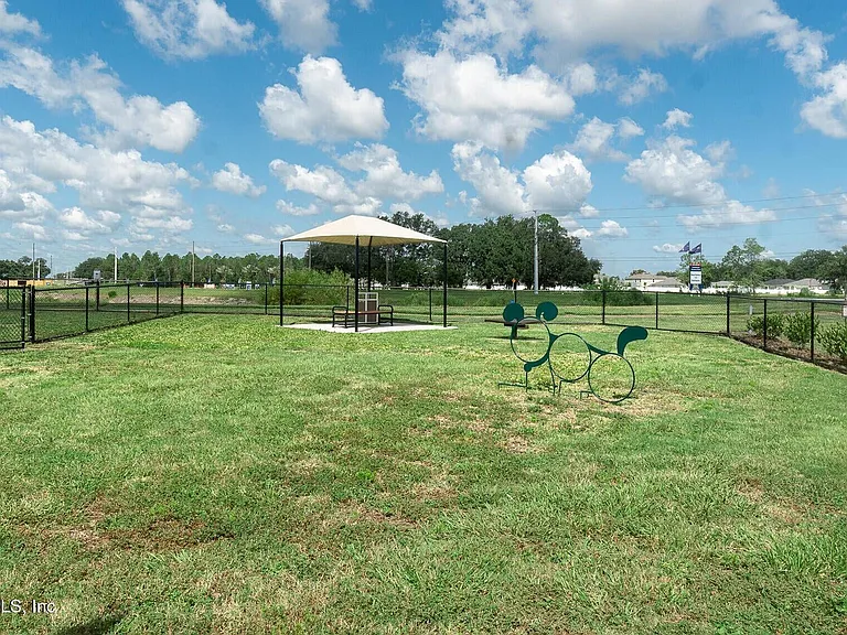 2760 Seasons Rd — Photo 32