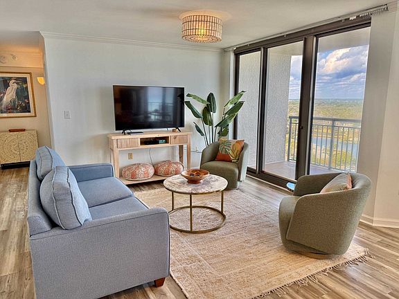 3rd image of 8560 Queensway Blvd. #1703