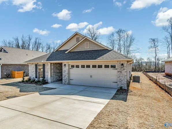15334 Springbrook Trce, Athens, AL 35611
