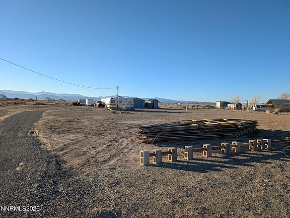 2nd image of 13 Falcon Way