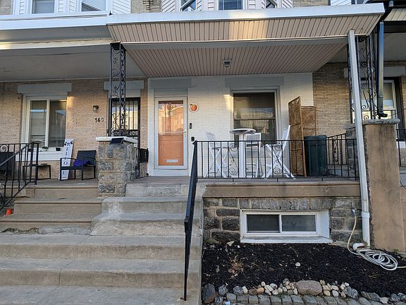4th image of 138 S Peach St