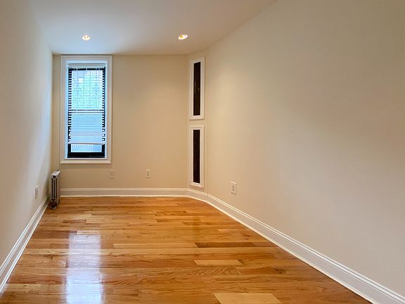 5th image of 993 President St #A1