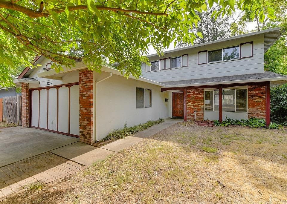 1st image of 2036 McGregor Dr