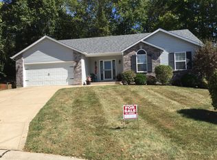 636 Emerald Meadows Ct, Saint Charles, MO 63304