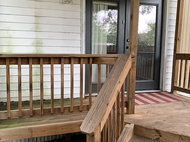 Stonewood Dr — Photo 2