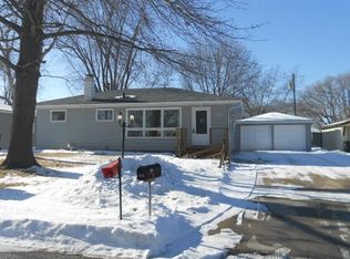 127 Desoto Ave, Waterloo, IA 50701