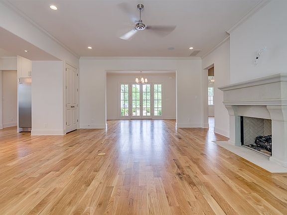 4th image of 9071 N Winston Woods Circle Cir N