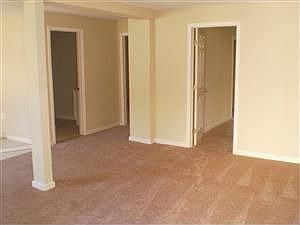 1st image of 1060 Acacia Ave