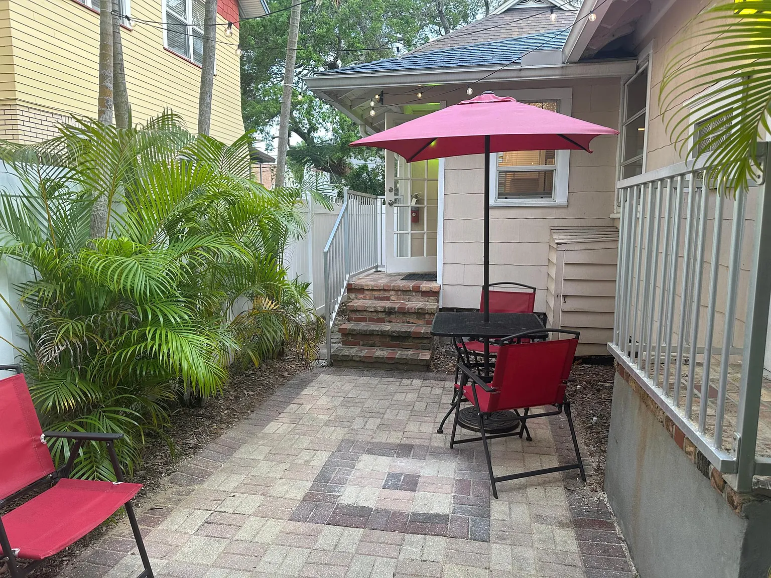 1 bed, 604 sqft, $2,060 — Photo 2