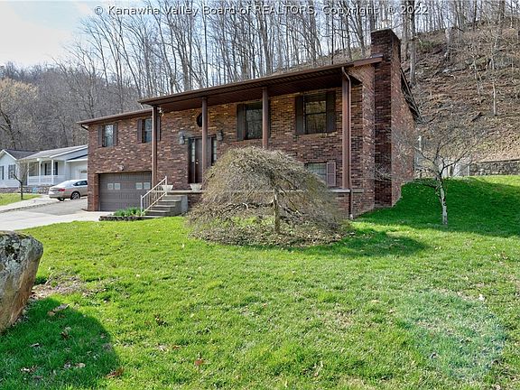 2nd image of 1720 Sugar Creek Dr