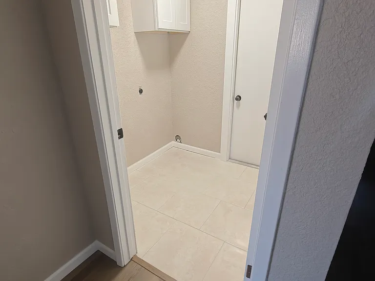 2817 Sage Brush Dr — Photo 2