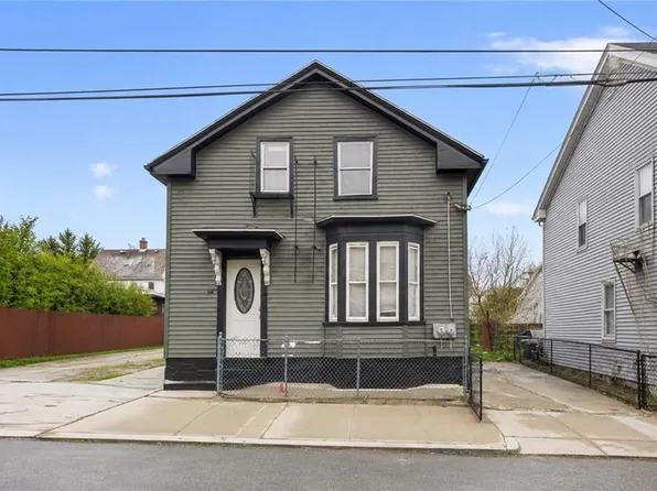 54 Joslin St, Providence, RI 02909