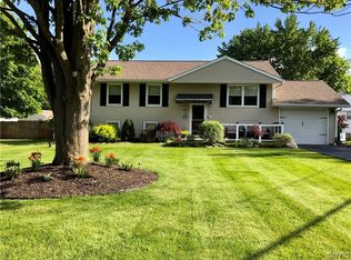 4211 Polaris Crse, Liverpool, NY 13090