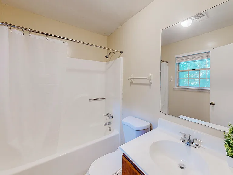 Carriage Ct — Photo 7