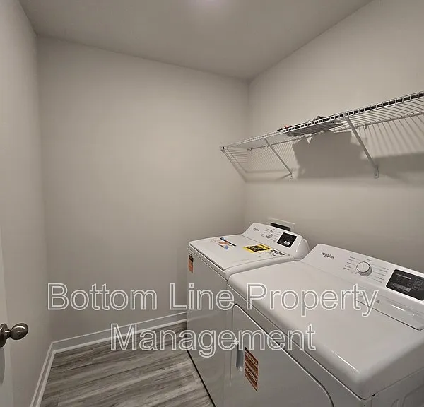 549 Blackpool Ct — Photo 30