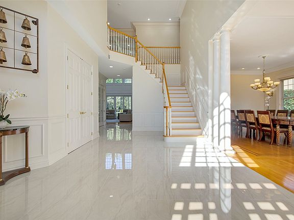 2nd image of 51 Stone Hill Dr S