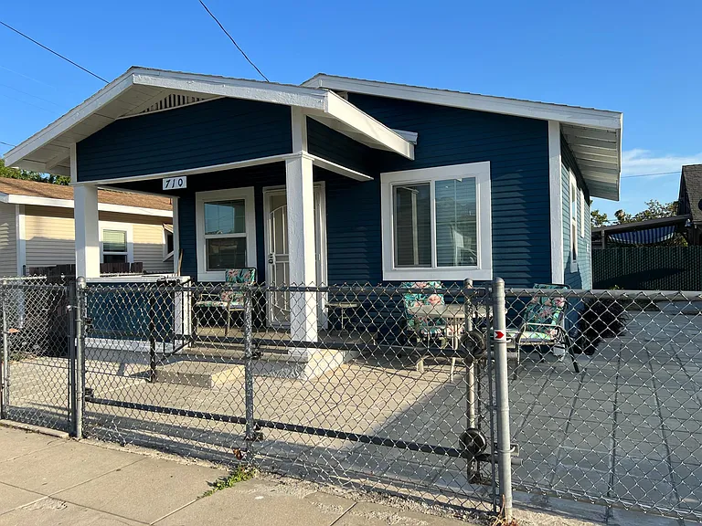 710 E Nocta St — Photo 3