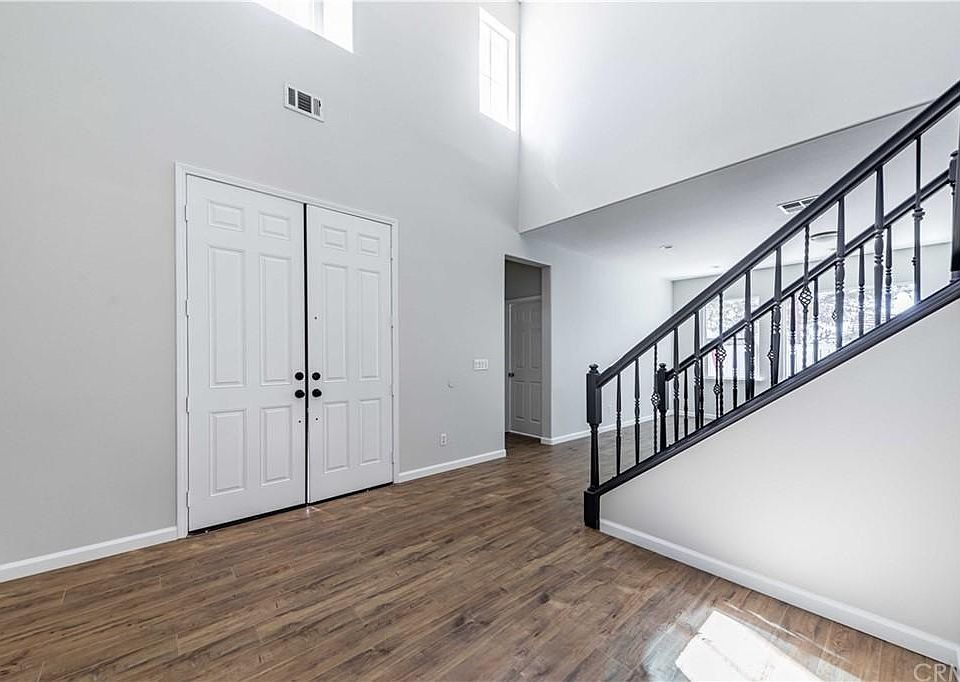 1st image of 42302 Regents Hill Cir