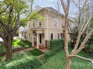 2132 Rolston Dr, Charlotte, NC 28207