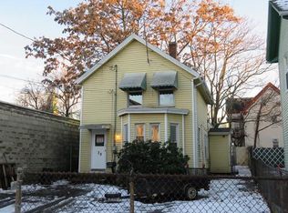 38 Shattuck St, Lawrence, MA 01843