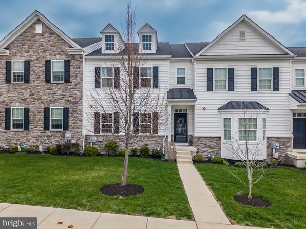 8 Margot Ln, Media, PA 19063