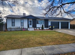 3759 W Ettenmore Cir, Salt Lake City, UT 84129