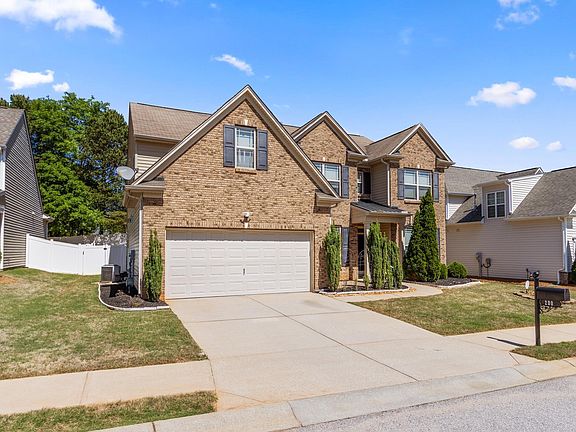 2nd image of 200 Birch Hill Way