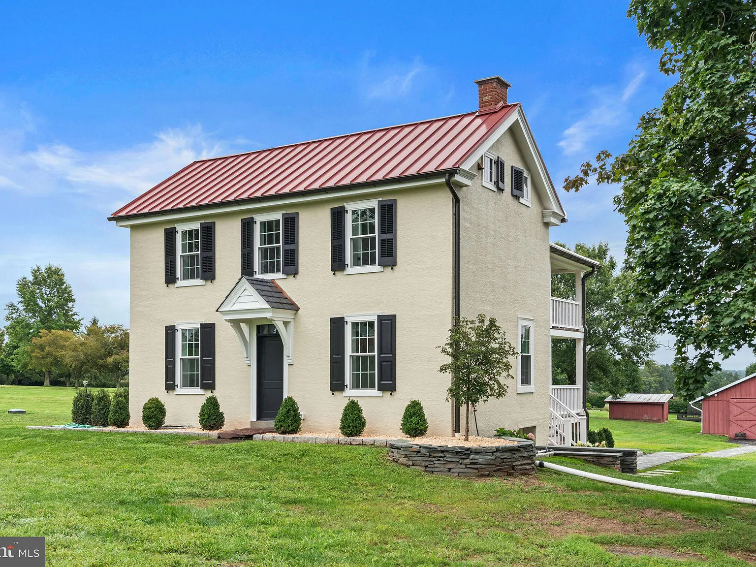3 bed, 1.5 bath, 1710 sqft, $3,400 — Photo 1