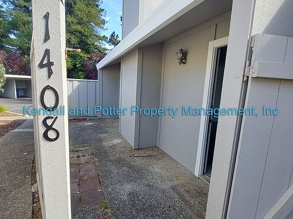 2nd image of 1408 Dolphin Dr