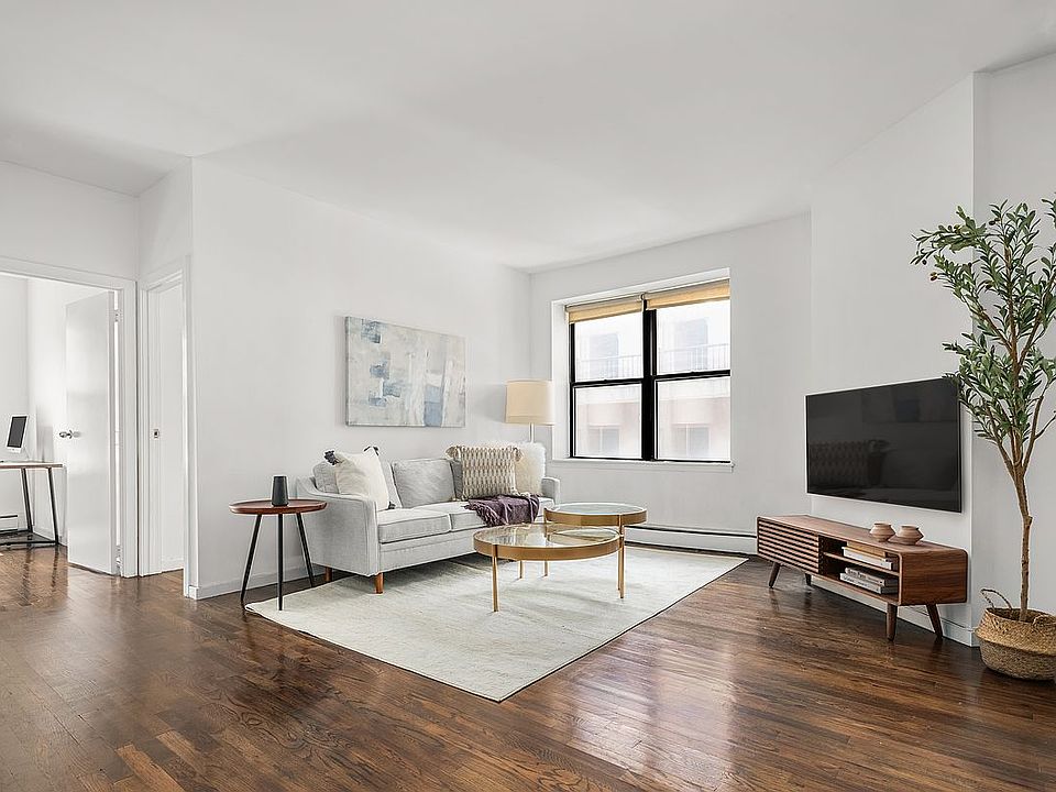 1st image of 14 Prince St APT 4C