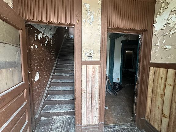 5th image of 1315 S Homan Ave