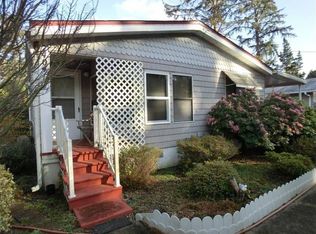2404 Bay Ave, Ocean Park, WA
