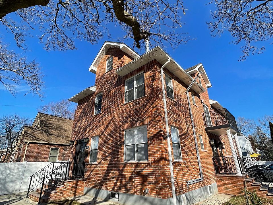 1st image of 267 Locust Ave #2