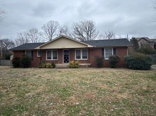 2713 Thrush Dr, Clarksville, TN 37040