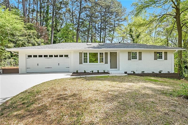 1st image of 601 Oriole Dr SE