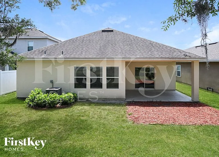8906 Devon Pines Dr — Photo 14