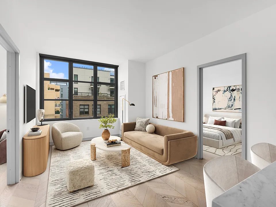 180 Front St #4F