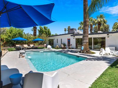 1121 N Sunrise Way, Palm Springs, CA, 92262