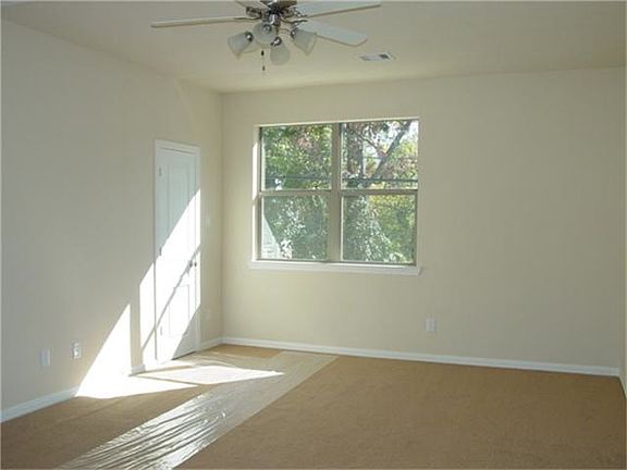 3rd image of 334 W 21st St