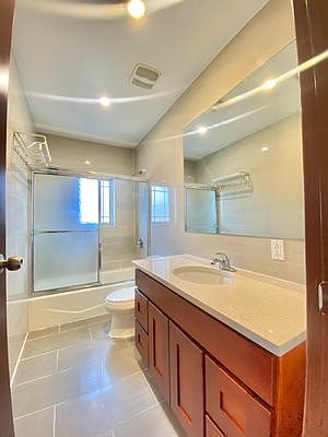 5th image of 153-11 32nd Ave #2
