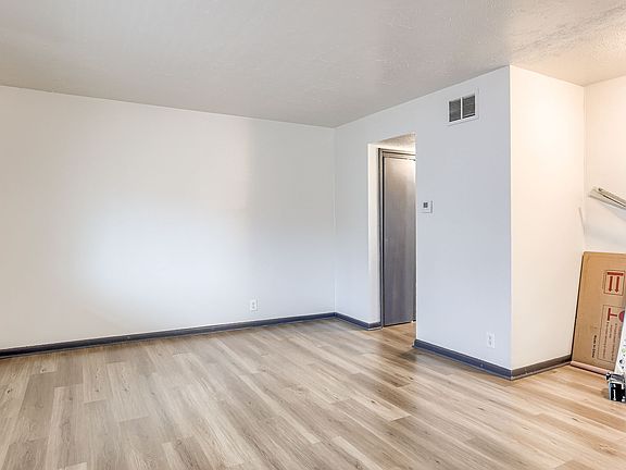 5th image of 1015 N 47th Ave #11330134