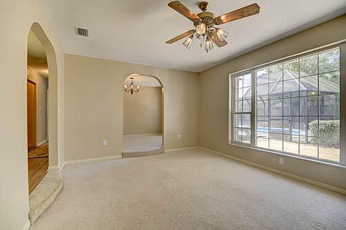 3rd image of 613 Cambridge Ave