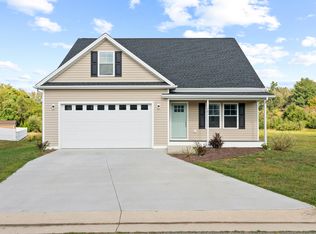 141 Paige St, Waynesboro, VA 22980