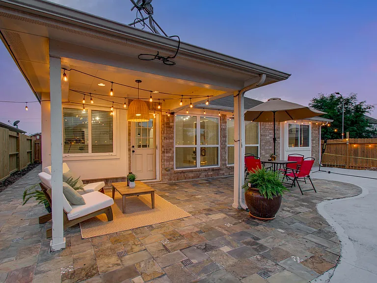 7207 Crescent Mills Dr — Photo 31