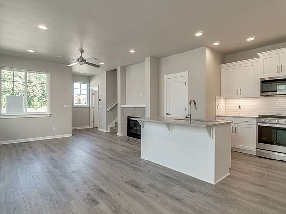 3rd image of 4279 SE 62nd Ave #Kl8vth