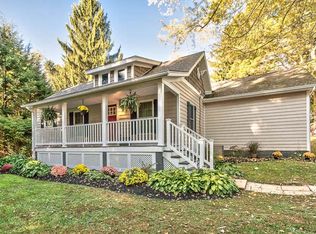 2371 W Hardies Rd, Gibsonia, PA 15044