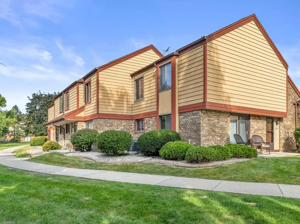 4021 West College AVENUE, Milwaukee, WI 53221